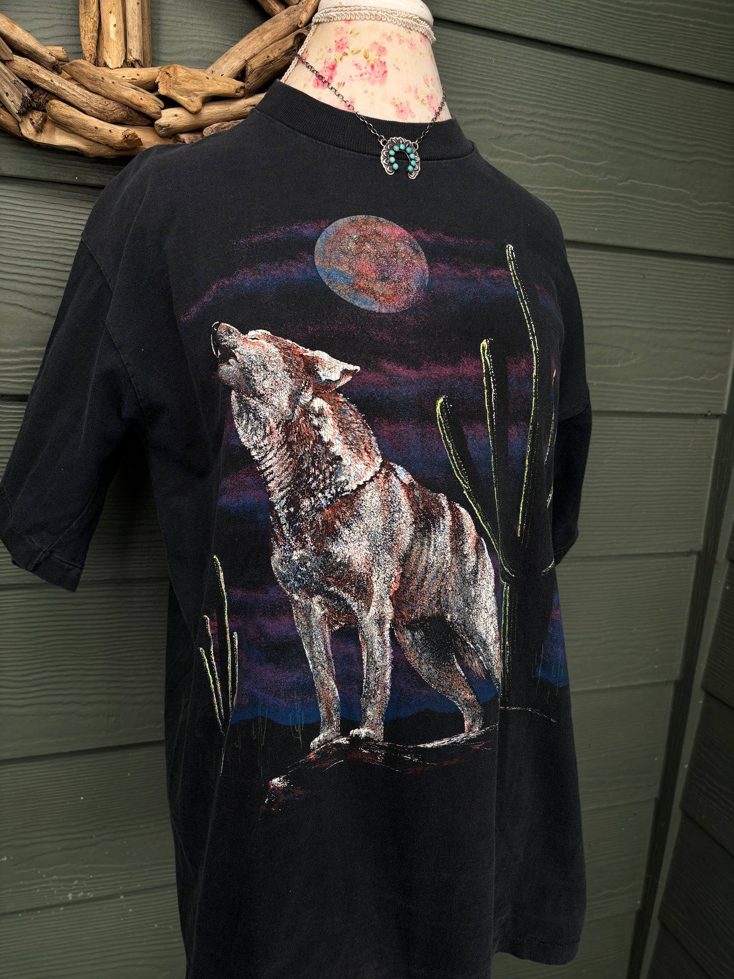 Desert Wolf-L